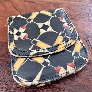 VINTAGE FIOCCHI ITALY Black Red Gold Bifold Leather Change Purse Taxi Wallet